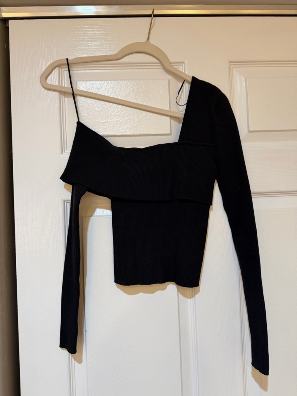 Zara Black Asymmetric One-Shoulder Ribbed Crop Top